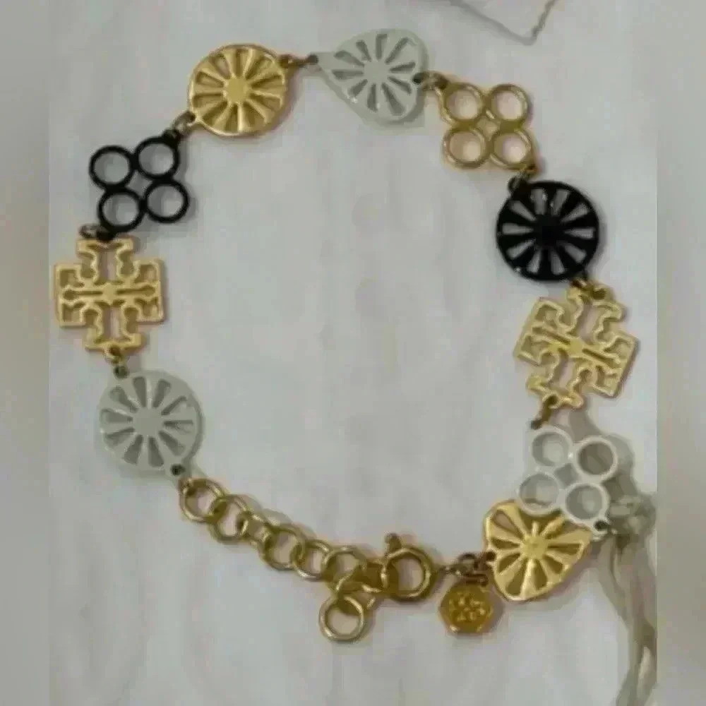 NWT Tory Burch Britten Cut Out Bracelet